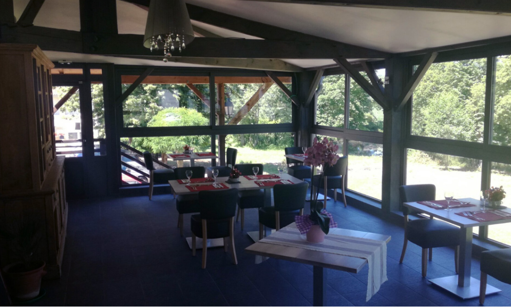 Repas de groupe Cherveix-Cubas